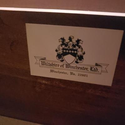 Wiltshire of Winchester Ltd Queen Canopy Bed and More (3PB-KD)