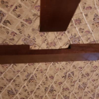 Wiltshire of Winchester Ltd Queen Canopy Bed and More (3PB-KD)