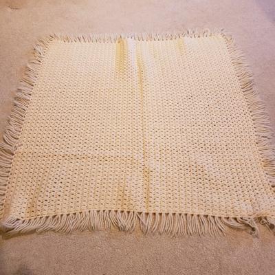 Early's of Witney 100% Wool Throw and Crocheted Blankets (3PB-KD)