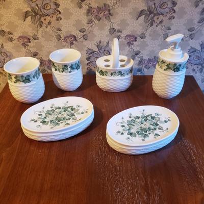 Ivy Arbor by Andre Richard Bath Set (3PB-KD)