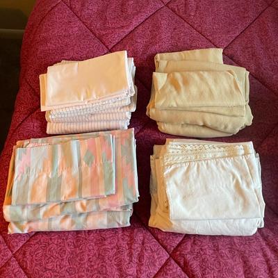 Lot of Assorted Bed Sheets