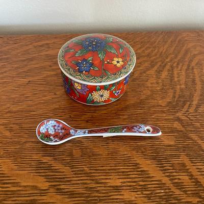 Vintage Japanese Porcelaine Sugar Bowl