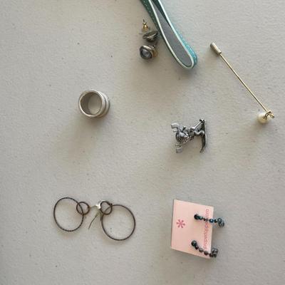 Assorted Fashion Accessories
