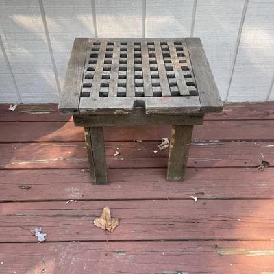 Small Outdoor Work Bench