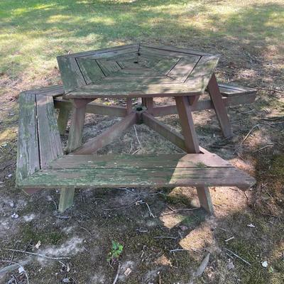 Picnic Bench / Table