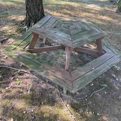Picnic Bench / Table