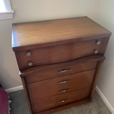 Mid Century Modern Dresser