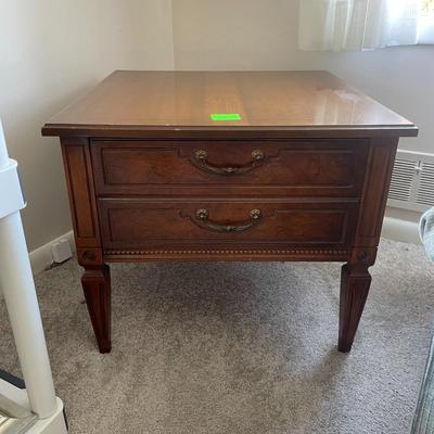 Drexel Side Table with 1 Drawer