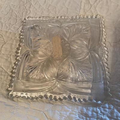 Beautiful sawtooth edge plate