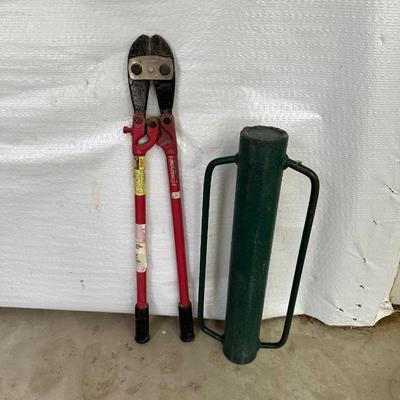 BOLT CUTTERS AND A POST POUNDER