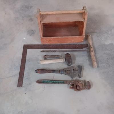 VINTAGE TOOLS AND A WOODEN TOOL BOX