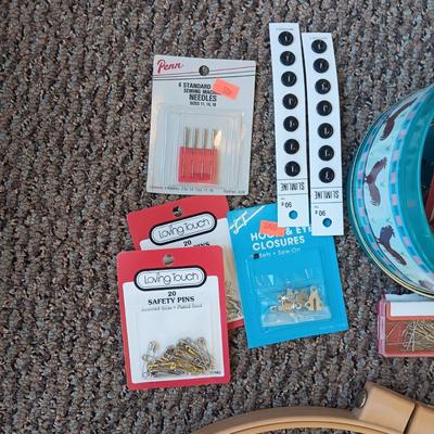 TOOLS OF THE QUILTING TRADE AND OTHER CRAFT SUPPLIES