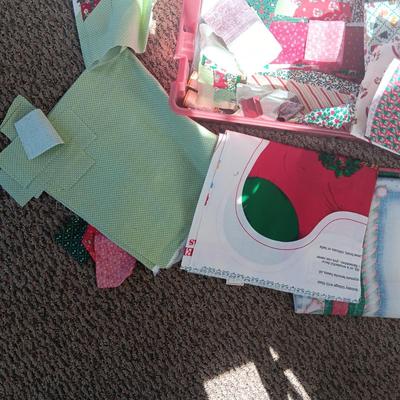 CHRISTMAS SEWING MATERIAL, SOME CUT FOR QUILTS/CRAFTS