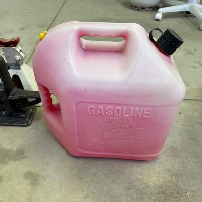 HI-LIFT MODEL HL 484 JACK AND A JACK STAND