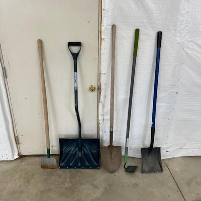 SNOW SHOVEL AND YARD TOOLS