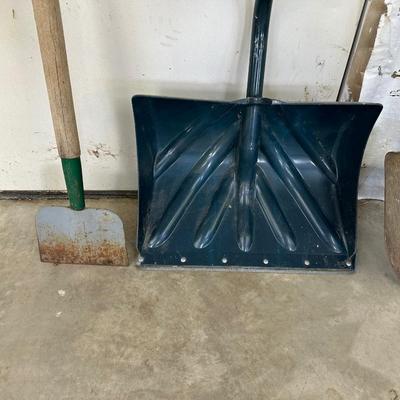 SNOW SHOVEL AND YARD TOOLS