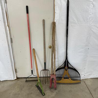 YARD TOOLS