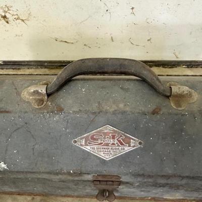 S-K TOOL BOX WITH COMBINATION WRENCHES