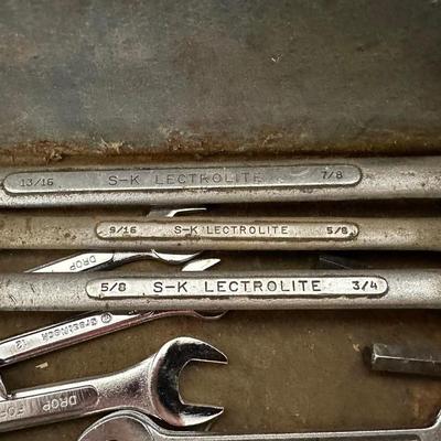 S-K TOOL BOX WITH COMBINATION WRENCHES