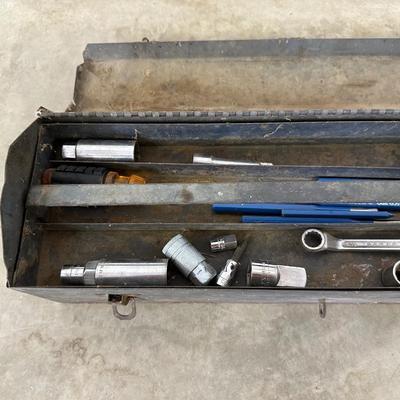 S-K TOOL BOX WITH COMBINATION WRENCHES
