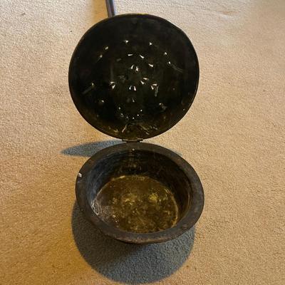 Brass Lidded Bed Warmer (2LR-MG)