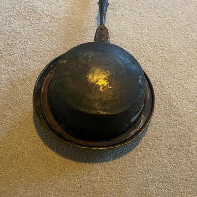 Brass Lidded Bed Warmer (2LR-MG)