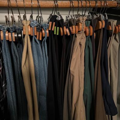 Big Lot Mens Pants Jeans - L.L. Bean, Wrangler, Coleman