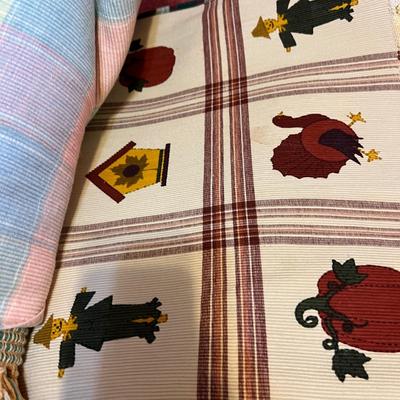 Vintage Table Linens