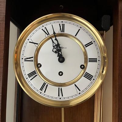 Howard Miller Wall Mount Clock (2LR-MG)