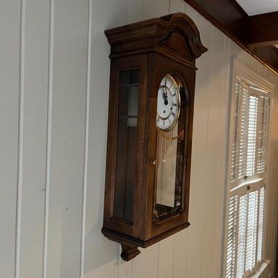 Howard Miller Wall Mount Clock (2LR-MG)