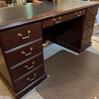 6 Drawer Executive Office Desk