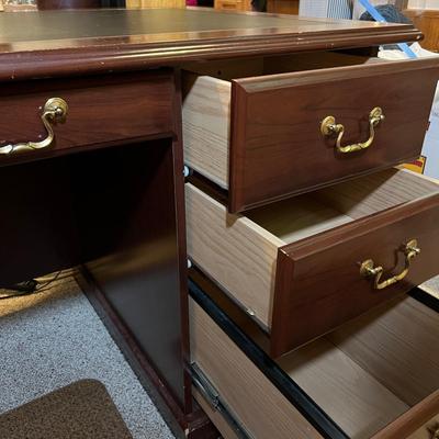 6 Drawer Executive Office Desk