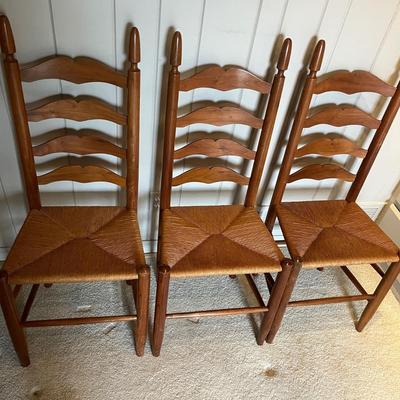 Trio of Ladder Back Chairs With Rush Seats (2LR-MG)