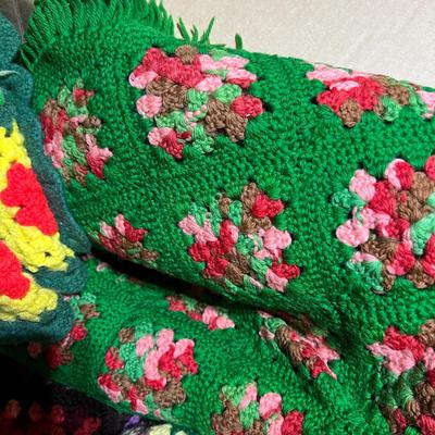 Lot of 6 Vintage Granny Square Afghans Blankets