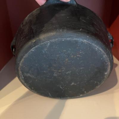 No. 8 Cast Iron Pot with Stone Idli Cooker (2LR-MG)