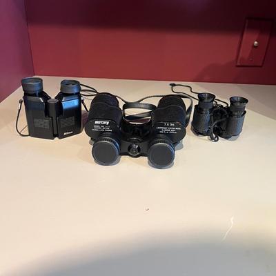 Nikon, Mercury & Skyline Binoculars (2LR-MG)