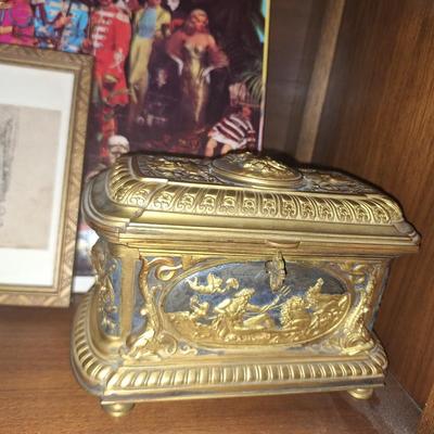 French jewelry casket