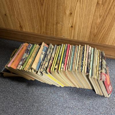 Forty-Four Reader’s Digest Collectible Issues (1BH-TF)