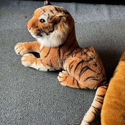 Pair of Stuffed Tigers (1BH-TF)