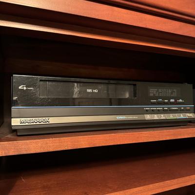 Two VHS Players (1BD-TF)