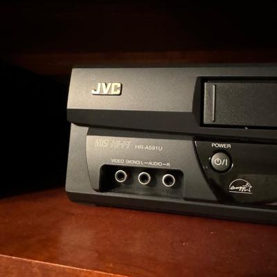 Two VHS Players (1BD-TF)