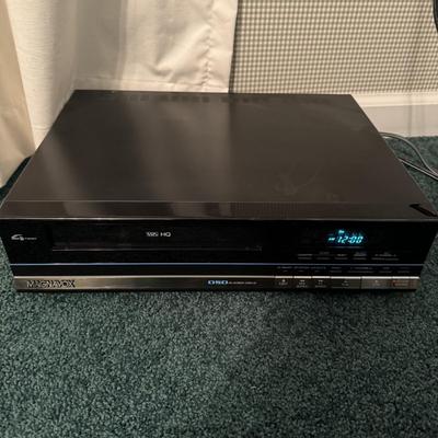Two VHS Players (1BD-TF)