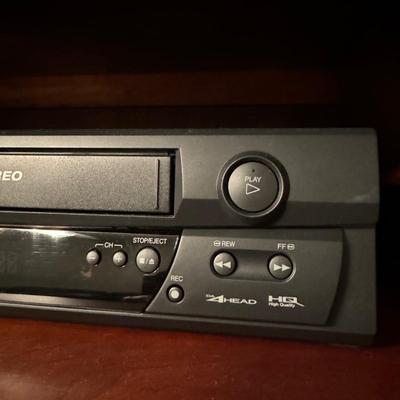 Two VHS Players (1BD-TF)