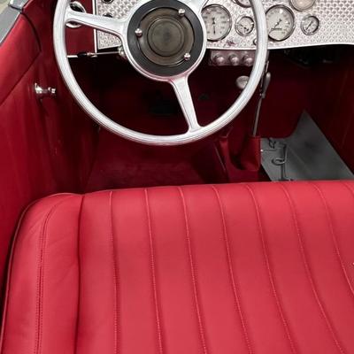 Replica 1938 Duesenberg