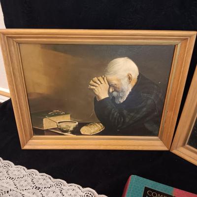 FRAMED GRACE AND GRATITUDE PICTURES AND A STUDY BIBLE