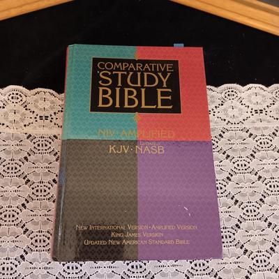 FRAMED GRACE AND GRATITUDE PICTURES AND A STUDY BIBLE