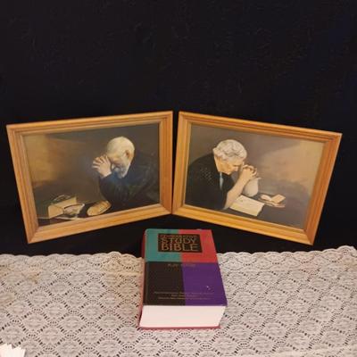 FRAMED GRACE AND GRATITUDE PICTURES AND A STUDY BIBLE
