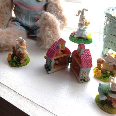 EASTER DECORATIONS (1)