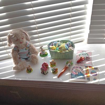 EASTER DECORATIONS (1)