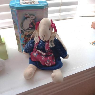 EASTER DECORATIONS (2)